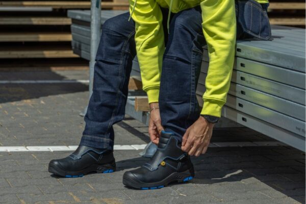 STAD welders safety boots S3S FO SR black 44 - Image 2